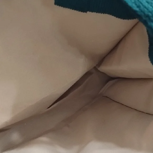 NWOT Redsinda Green Corduroy Tote with Logo Patch 😍 Stunning Forest Green 💚 - Picture 4 of 5